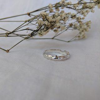 molten ring with flowers