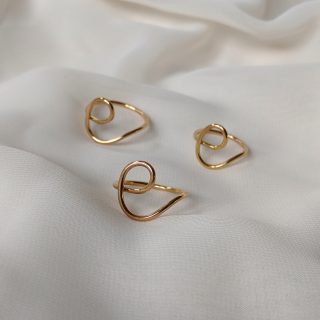 gold dynasty ring