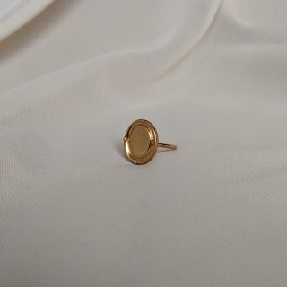 gold portrait ring