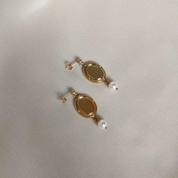 gold portrait earrings